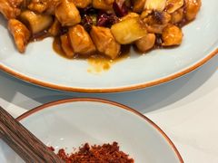 -犇逸·乐山跷脚牛肉·四川现炒(览海店)