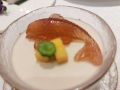 -醉辉皇上海之巅(上海中心大厦店)