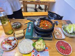 -黔二妞地摊火锅(龙华清湖店)