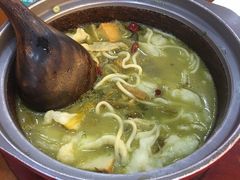 -周鱼小馆石锅酸菜鱼(活力汇店)