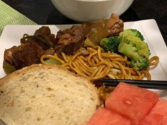 -上海虹桥西郊假日酒店