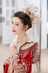 -洋洋婚纱品牌集合店