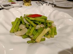 -贝勒爷·酥不腻烤鸭