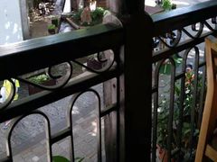 -猫的天空之城概念书店(杭州南宋御街店)