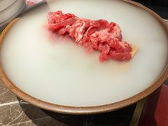 -一绪に和牛寿喜烧(罗湖益田假日店)