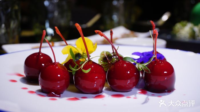 荟廷·晶萃(凯德晶萃店)樱桃鹅肝图片