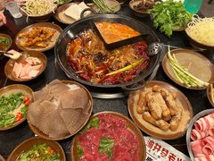 -渝井巷重庆老火锅(沈阳吉祥店)