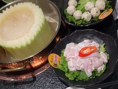 -得意咚瓜·顺德鱼生·冬瓜火锅(深圳首店)
