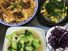 -壹阁胡羊焖饼(特色小吃街店)