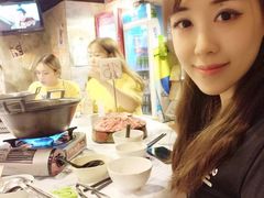 -鲜入围煮花胶鸡海鲜火锅