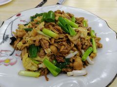 香葱白蘑炒鸡蛋-老舅老蒙肉饼非遗店(一店)