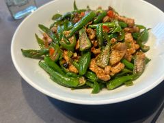 爱马仕辣椒炒肉-汉水谣·江景餐厅(江滩店)