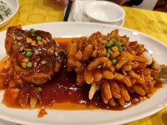 -鹿港小镇经典老上海菜(长乐路店)