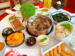 -殷式·私房烧烤·羊蝎子火锅(什刹海店)