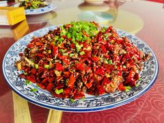 -黄桷树曹家私房菜(江与城店)