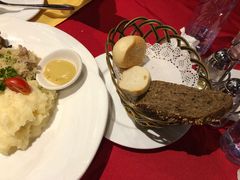 -申德勒加油站餐厅(三里屯北小街店)