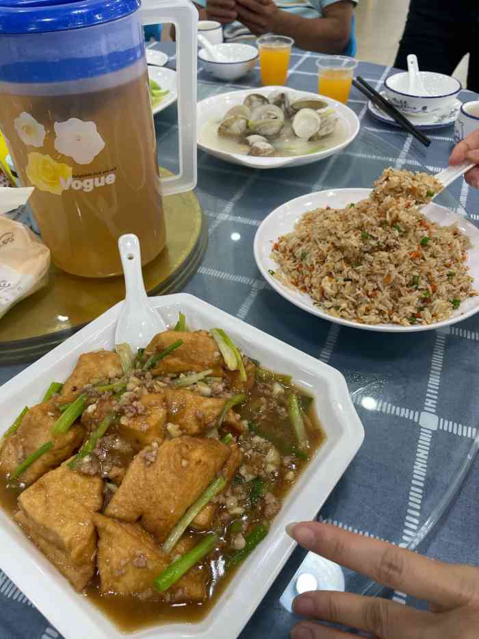 明记海鲜大排档(巽寮湾店)-"到惠州度假,途径巽寮湾找美食,感谢点评网