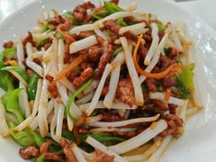 -丹水桥地锅鱼·翘嘴鲌·地方特色全鱼宴(丹江口大坝店)