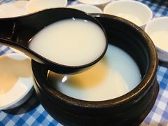 -益百岁牛尾汤(香山路店)