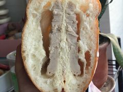 芋泥面包-啊噗吐呦现场烘焙(麦凯乐店)