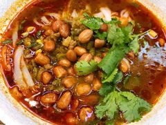 老坛子榨菜粉-黑白电视长沙小吃(美林M·LIVE天地东座店)