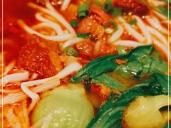 -刀小蛮半只鸡过桥米线(家乐福四元桥店)