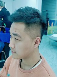 短发-COMO SALON 烫染可茉发型