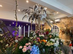 -FLOVIE FLORIST CAFE