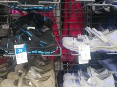 -迪卡侬(西华店)