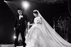 -Flora婚纱礼服定制租赁店