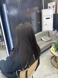 -藤野造型烫染·漂发