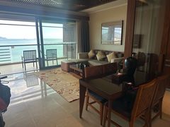 -三亚湾海居铂尔曼度假酒店