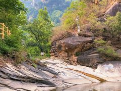 -黑龙潭风景区
