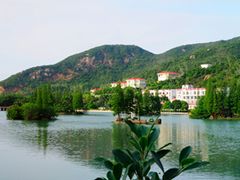 -江门古兜温泉小镇