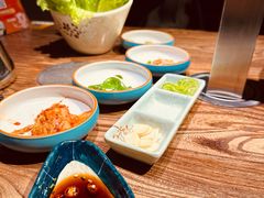 -明洞阿姨·韩式酱蟹烤肉·创意料理(三元桥店)