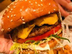 火烤双层牛肉特堡-The Habit Burger Grill 哈比特汉堡(复兴soho店)