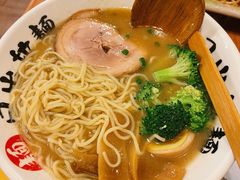 招牌猪骨浓汤面-日出拉面(望京店)