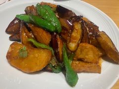 -关东小磨东北菜(上海长风大悦城店)