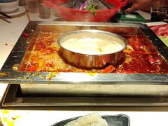 -二荆条·蜀鲜汇城市森林火锅