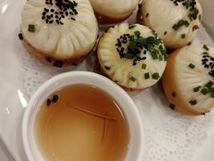 一盘生煎大馒头-瑞福园联谊餐室(茂名南路店)