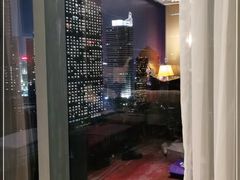 -广州天河希尔顿酒店