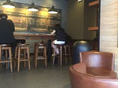 大堂-星巴克(北京复兴路店)