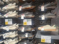 -迪卡侬(环球港店)