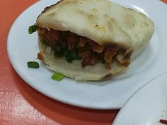 卡饼-代四孃牛华豆腐脑美味小食(总店)