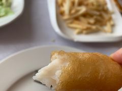 炸鱼柳配薯条-弘雅饭店