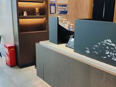 -瑞幸咖啡(新华百货宁阳广场店)