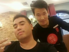 -闫府私房菜(经四路万达店)