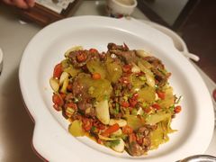 -西湖书堤(平湖八佰伴店)