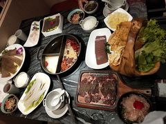 -热火朝天鲜切牛肉火锅(南强街巷店)