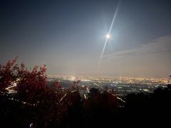 -鬼笑石后山停车场